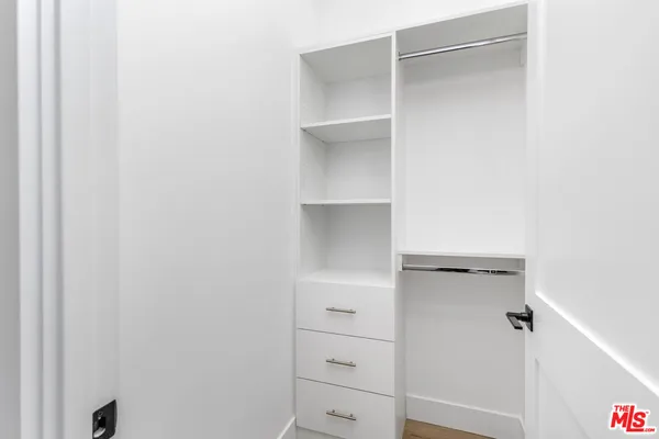 $5,200 | 5048 Cleon Avenue, Unit 1, North Hollywood, CA 91601