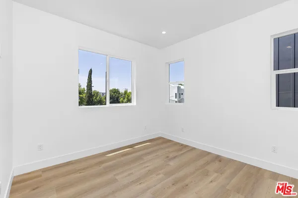 $5,200 | 5048 Cleon Avenue, Unit 1, North Hollywood, CA 91601