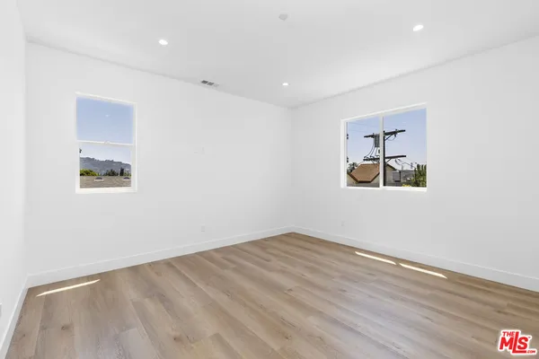 $5,200 | 5048 Cleon Avenue, Unit 1, North Hollywood, CA 91601