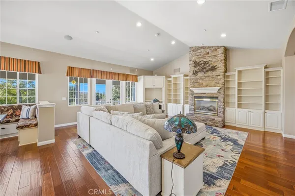$1,479,900 | 31027 East Sunset Drive North, Redlands, CA 92373