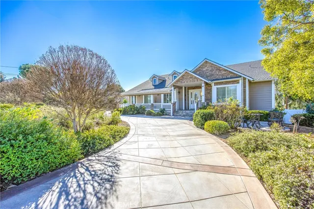 $1,499,900 | 31027 East Sunset Drive North, Redlands, CA 92373