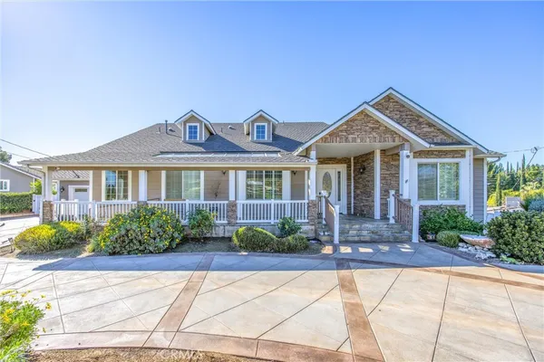 $1,479,900 | 31027 East Sunset Drive North, Redlands, CA 92373