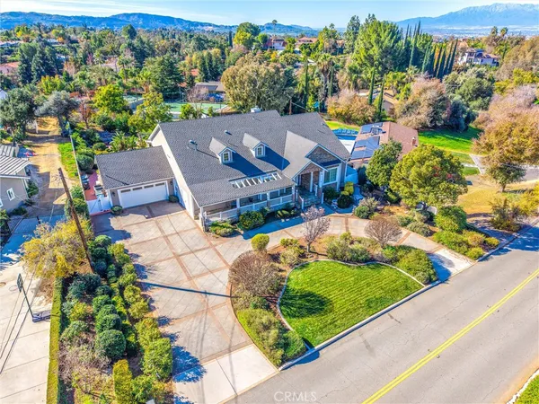 $1,479,900 | 31027 East Sunset Drive North, Redlands, CA 92373