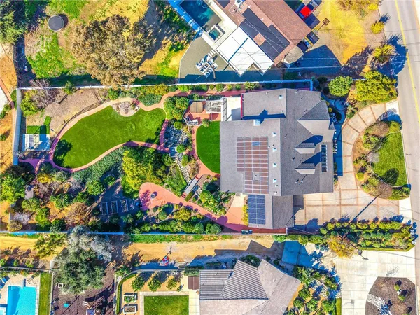 $1,449,900 | 31027 East Sunset Drive North, Redlands, CA 92373