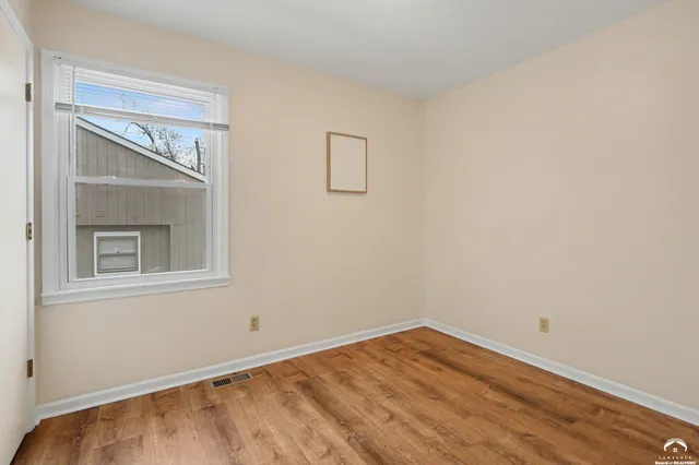 $199,900 | 1711 East 21st Terrace, Lawrence, KS 66046