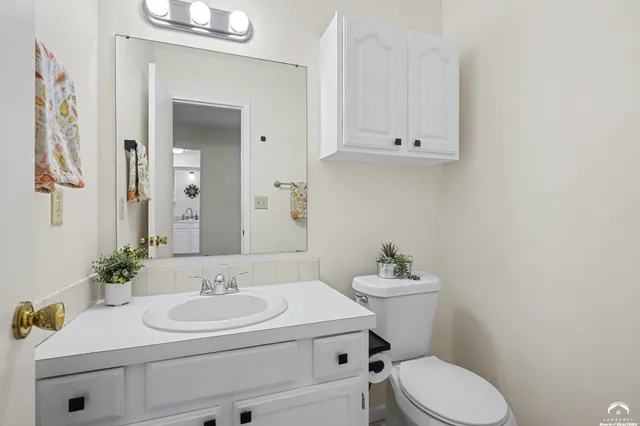 $199,900 | 1711 East 21st Terrace, Lawrence, KS 66046