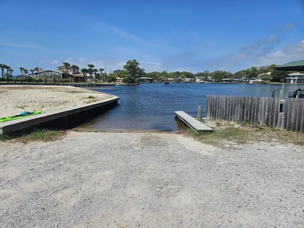 $949,900 | 28 A Meigs Drive, Shalimar, FL 32579