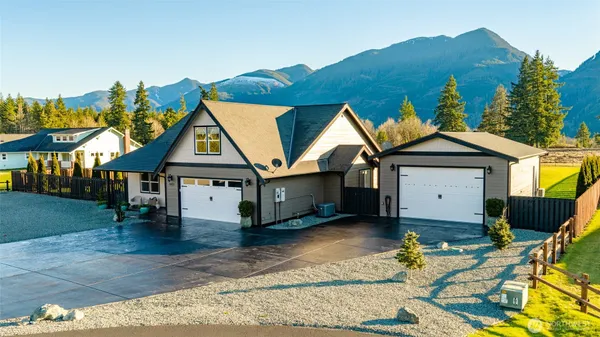 $949,000 | 7420 Windsong Lane, Sedro-Woolley, WA 98284