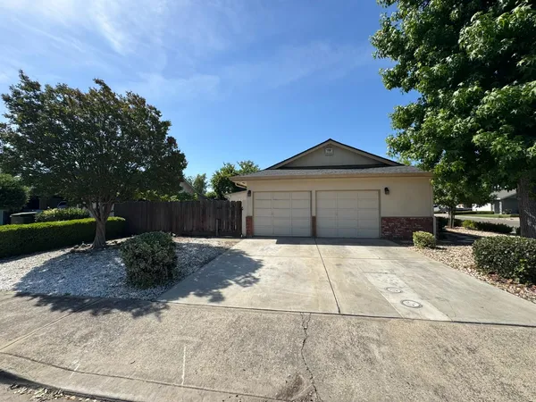 $459,000 | 2300 Drew Avenue, Turlock, CA 95382