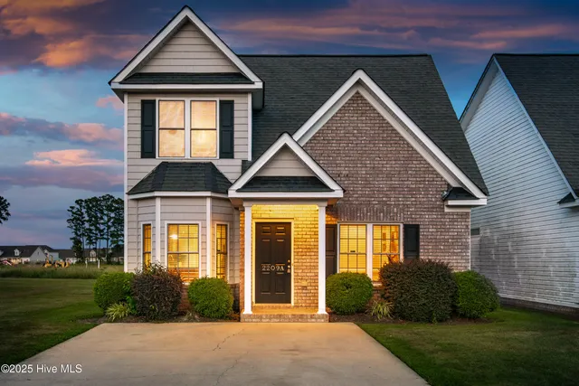 $1,750 | 2209 Remington Court, Unit A, Greenville, NC 27834