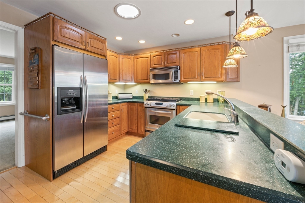 49 Edgewater Way Wareham, MA 02571 - Photo 16 of 42