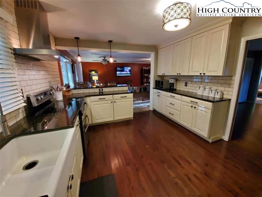 686 Stadium Drive Boone, NC 28607 - Photo 13 of 37 Gallery Image 13