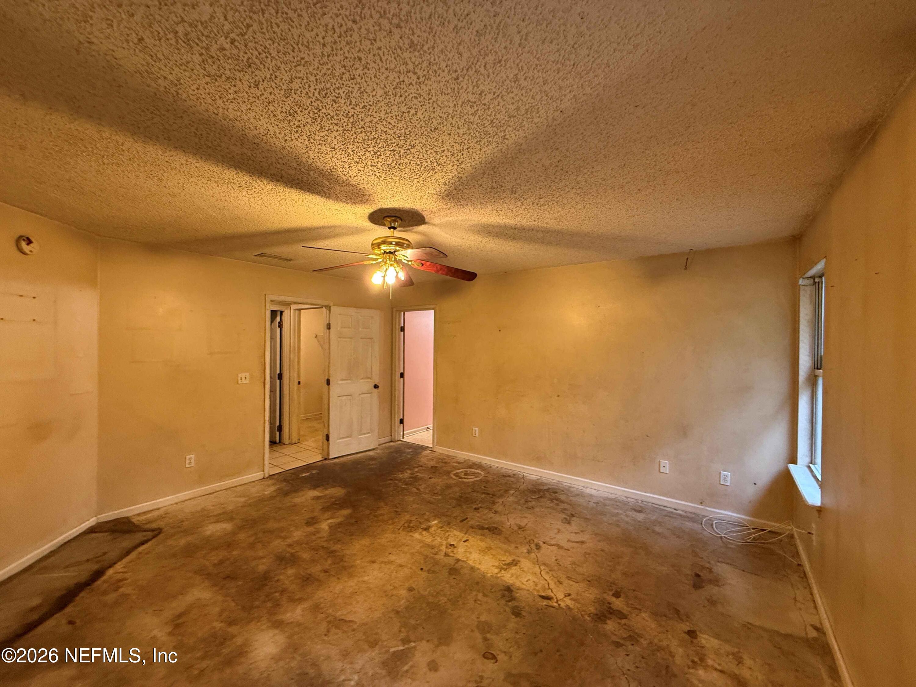 8319 Springtree Road Jacksonville, FL 32210 - Photo 9 of 22 b4 master opp