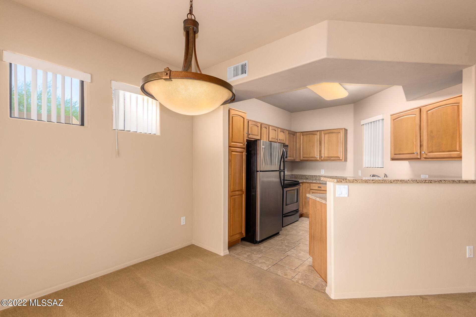 2550 East River Road, Unit 16103 Tucson, AZ 85718 - Photo 6 of 23
