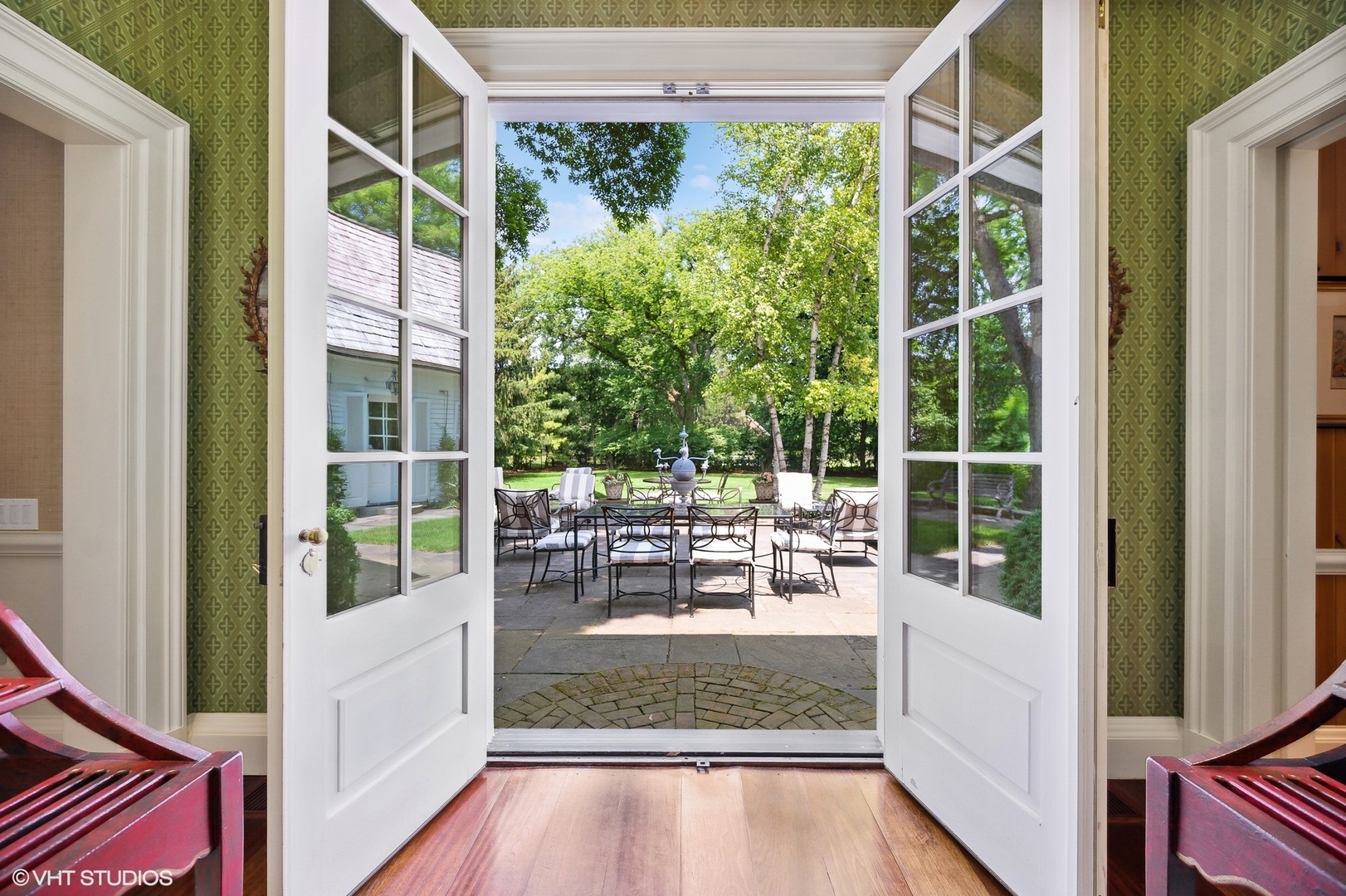 25 Indian Hill Road Winnetka, IL 60093 - Photo 12 of 84