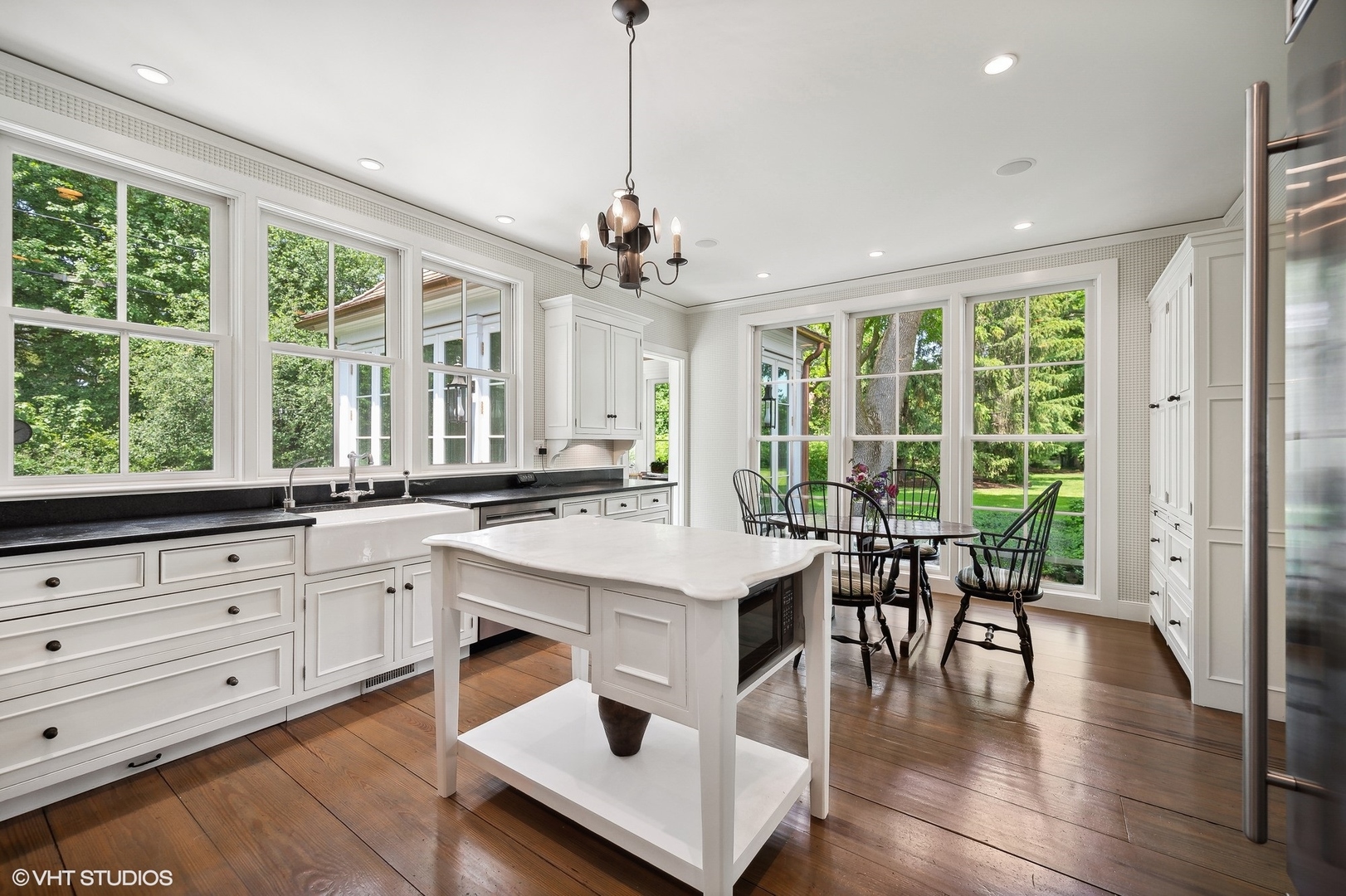 25 Indian Hill Road Winnetka, IL 60093 - Photo 30 of 84 a very nice looking kitchen with a large window