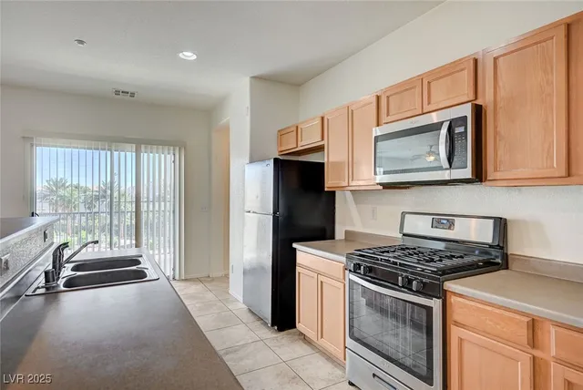 $1,175 | 4437 Dover Straight Street, Unit 208, Las Vegas, NV 89115