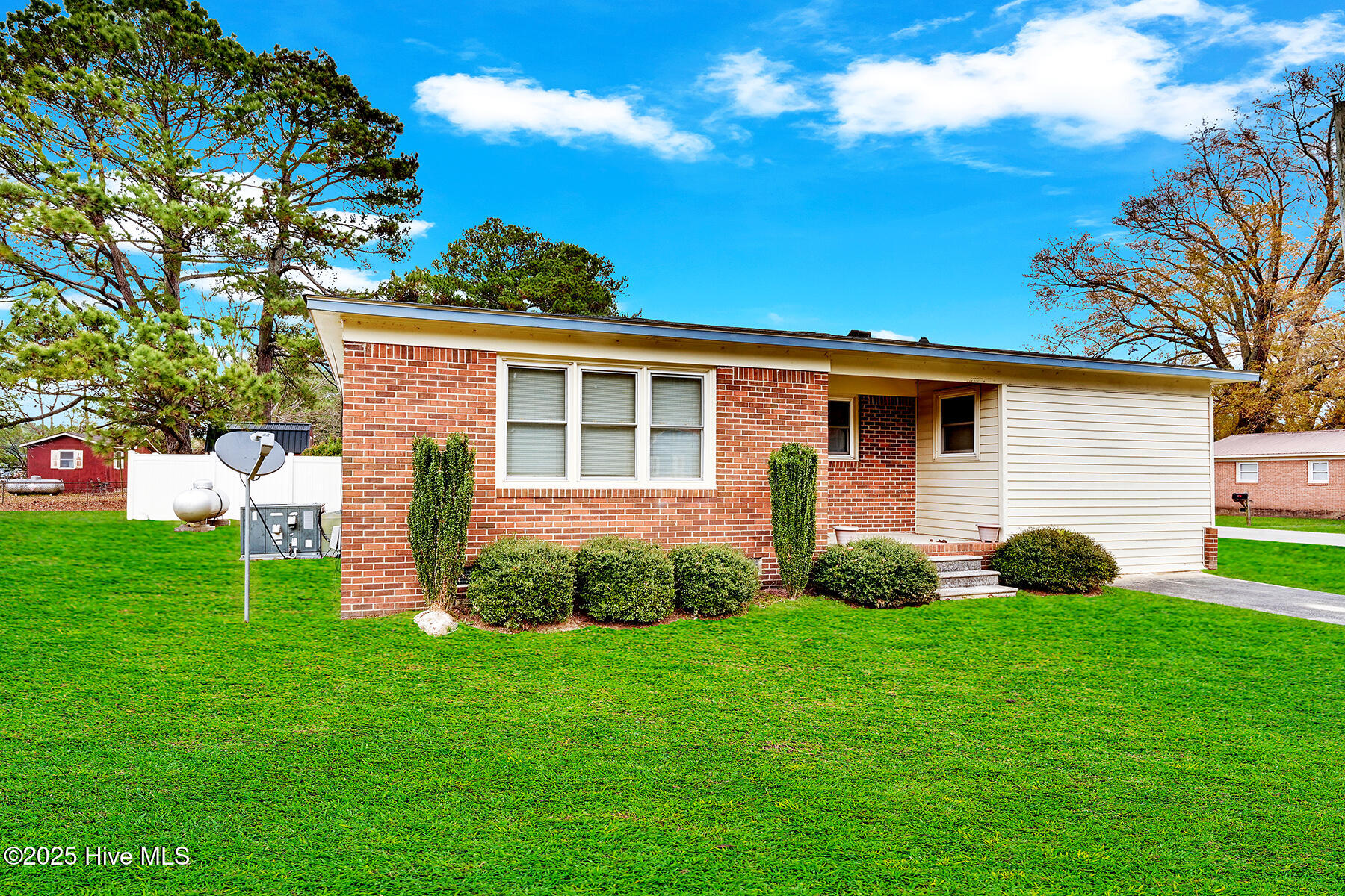 116 Anne Street Plymouth, NC 27962 - Photo 3 of 43 116 Anne Street-3