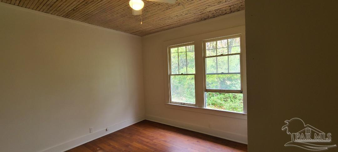 15 Sullivan Road Pensacola, FL 32507 - Photo 5 of 8 Gallery Image 5