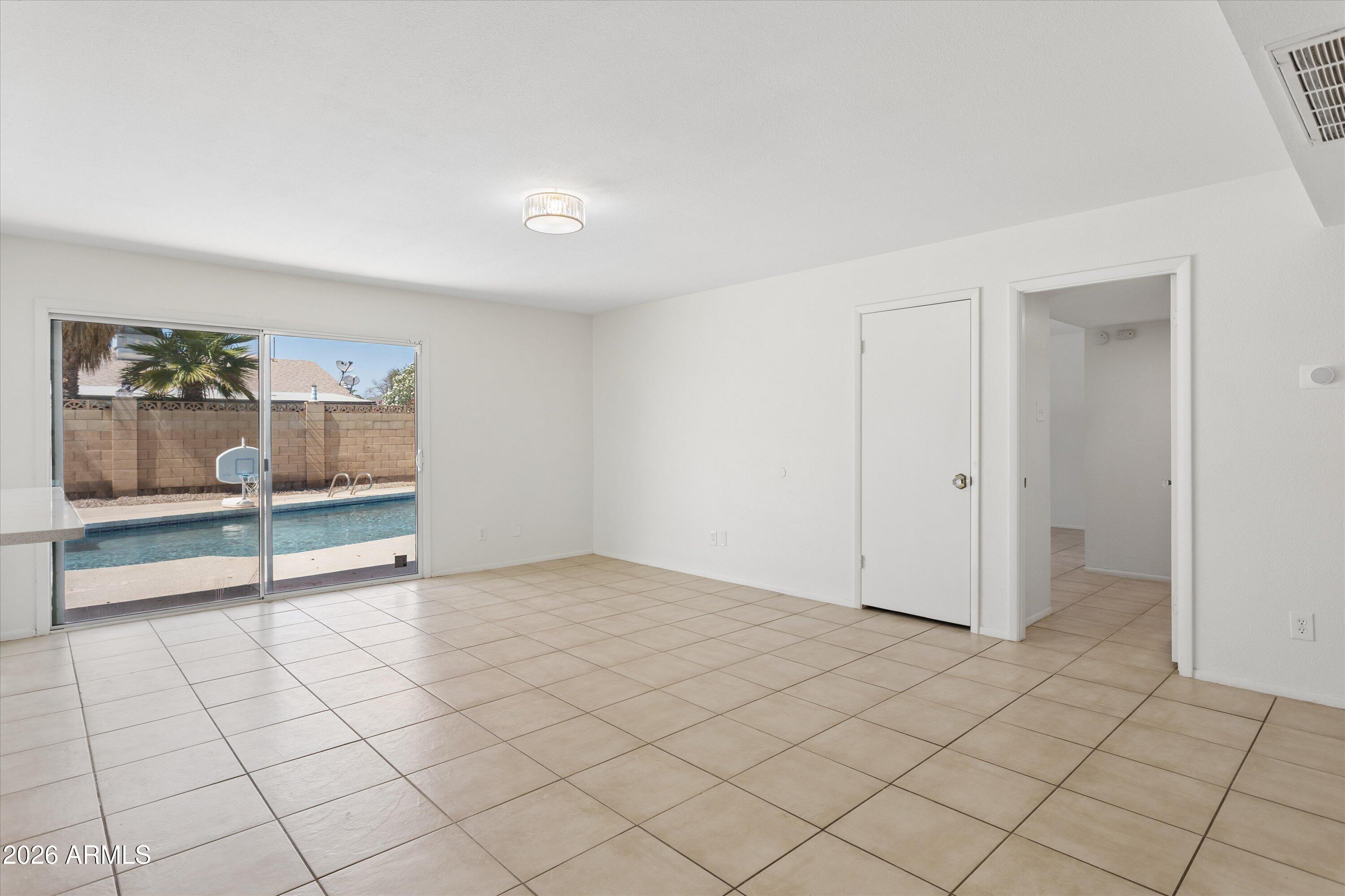 5214 West Redfield Road Glendale, AZ 85306 - Photo 13 of 42
