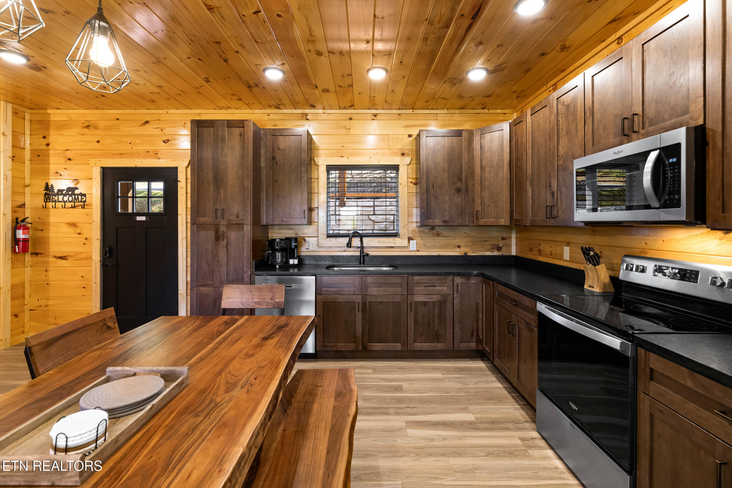 2876 Pine Haven Drive Sevierville, TN 37862 - Photo 11 of 59 2876 pine haven dr-11