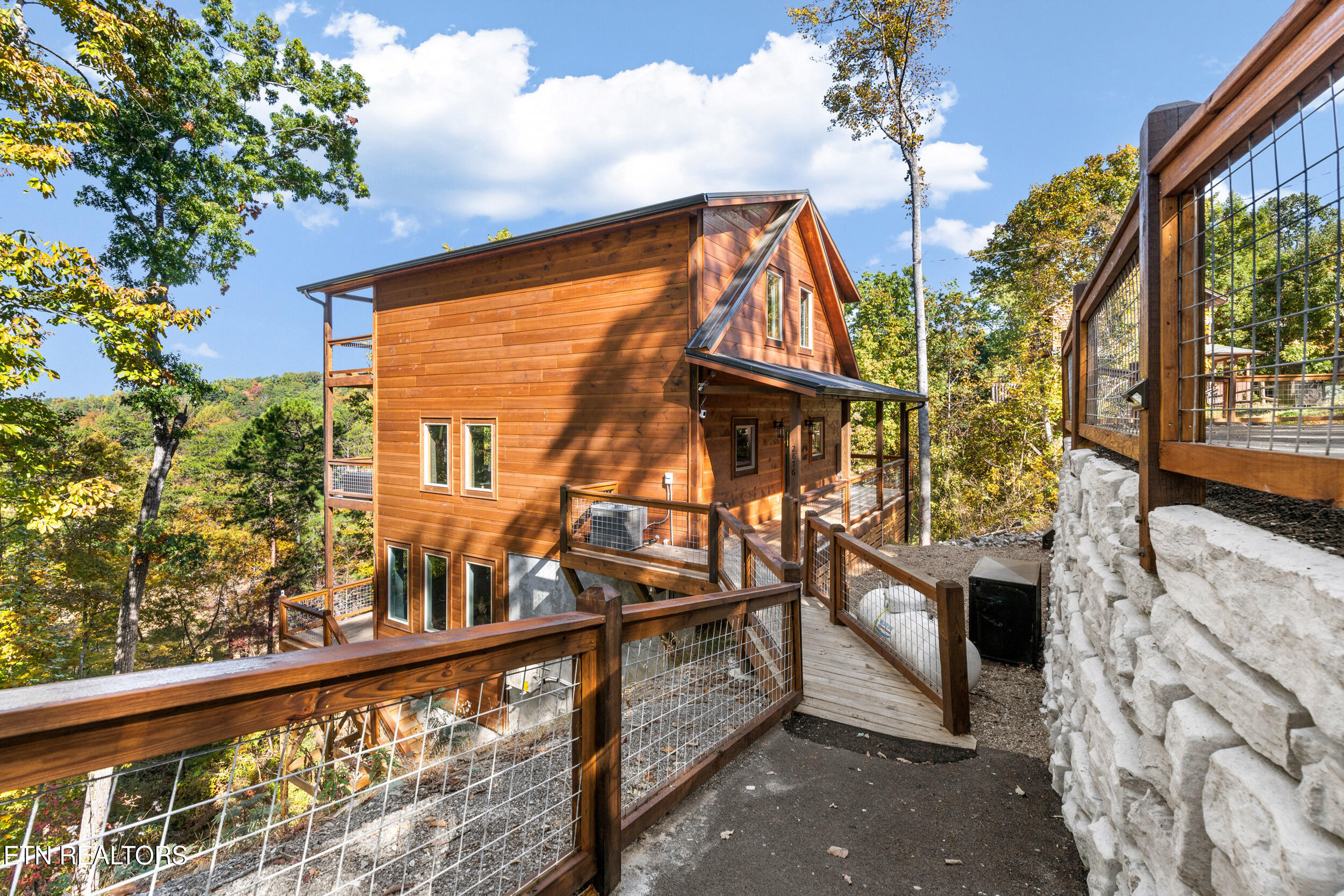 2876 Pine Haven Drive Sevierville, TN 37862 - Photo 4 of 59 2876 pine haven dr-04