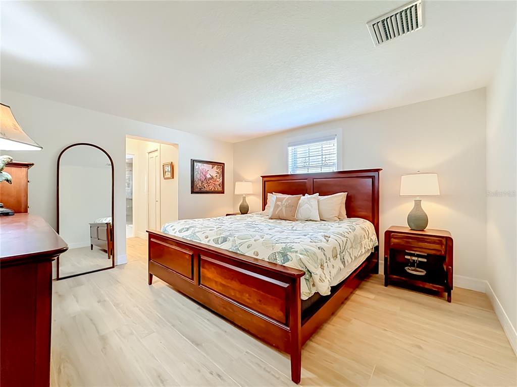 307 68th Street Holmes Beach, FL 34217 - Photo 38 of 67