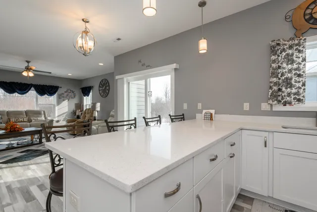 $469,900 | 106 Phantom Lake, Mukwonago, WI 53149