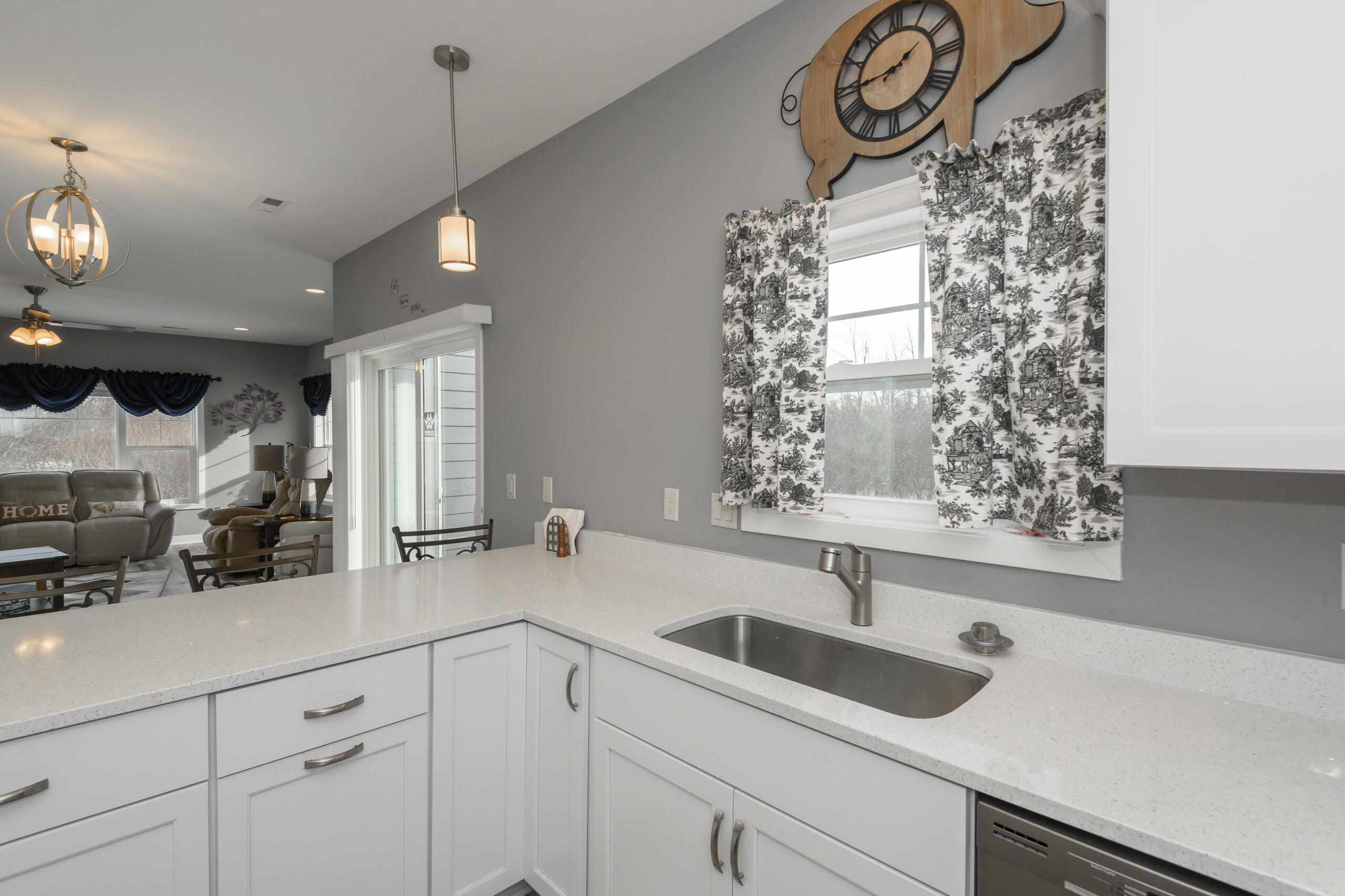 106 Phantom Lake Mukwonago, WI 53149 - Photo 16 of 50 106 Phantom Lake-26