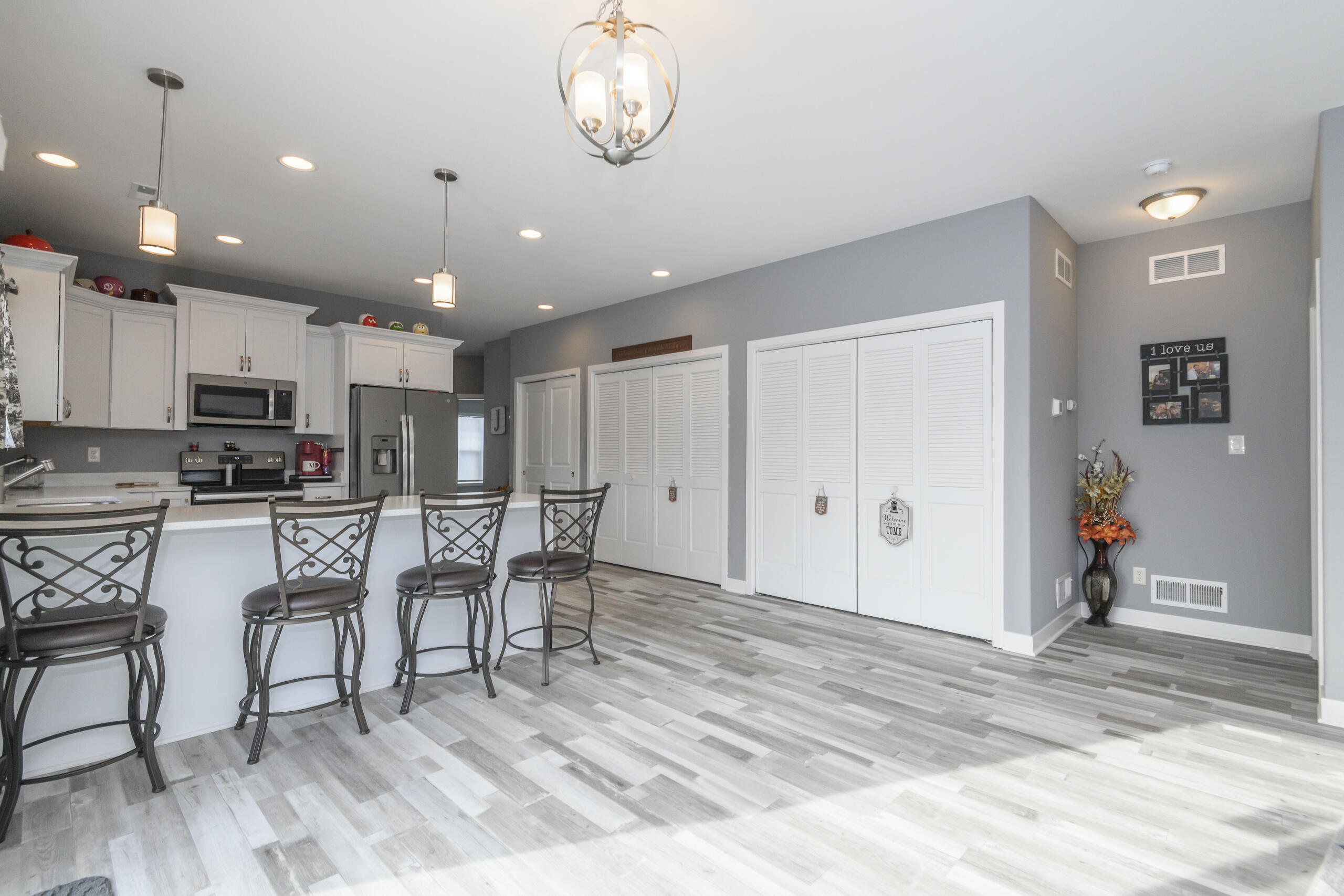 106 Phantom Lake Mukwonago, WI 53149 - Photo 26 of 50 106 Phantom Lake-38