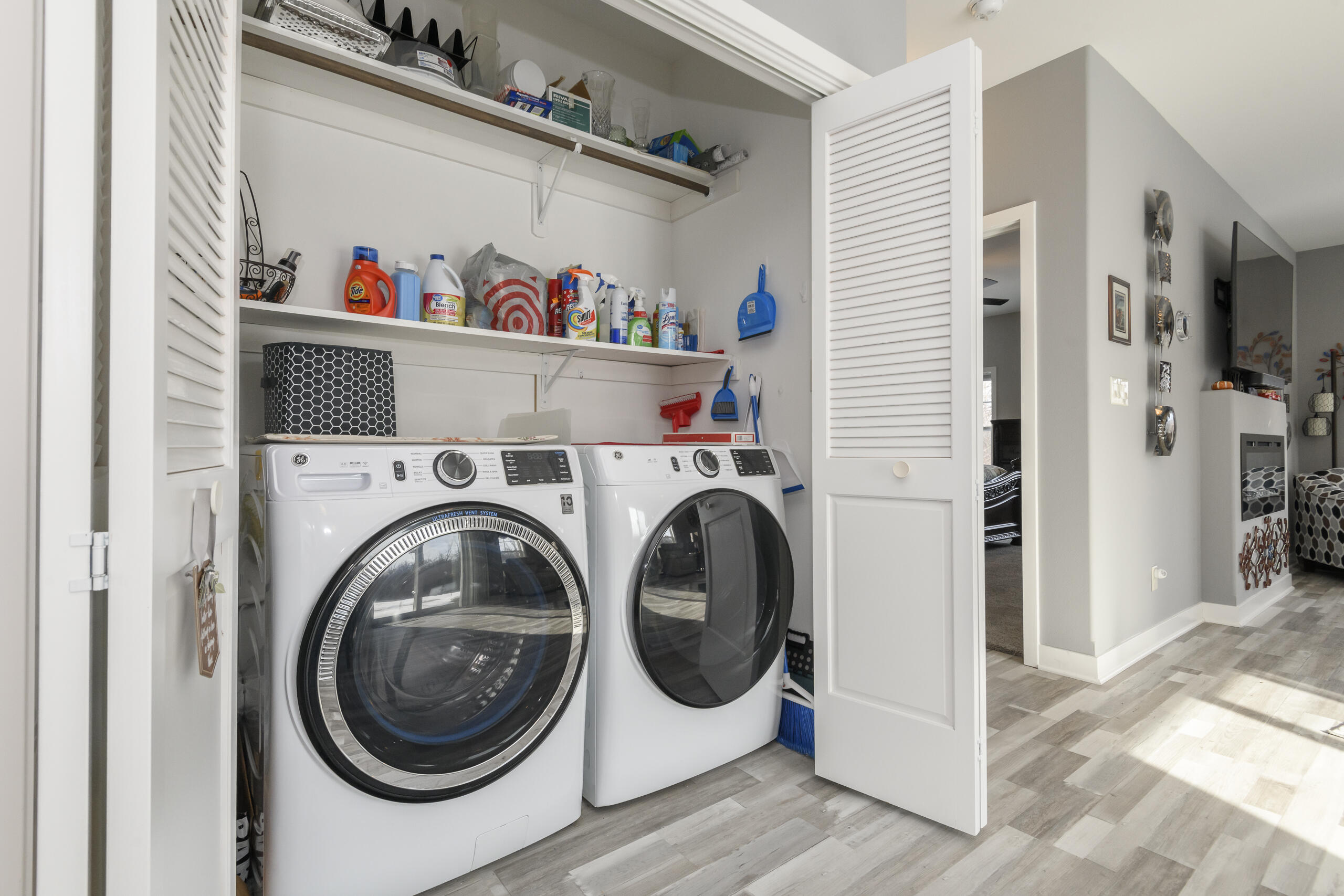 106 Phantom Lake Mukwonago, WI 53149 - Photo 27 of 50 106 Phantom Lake-38a