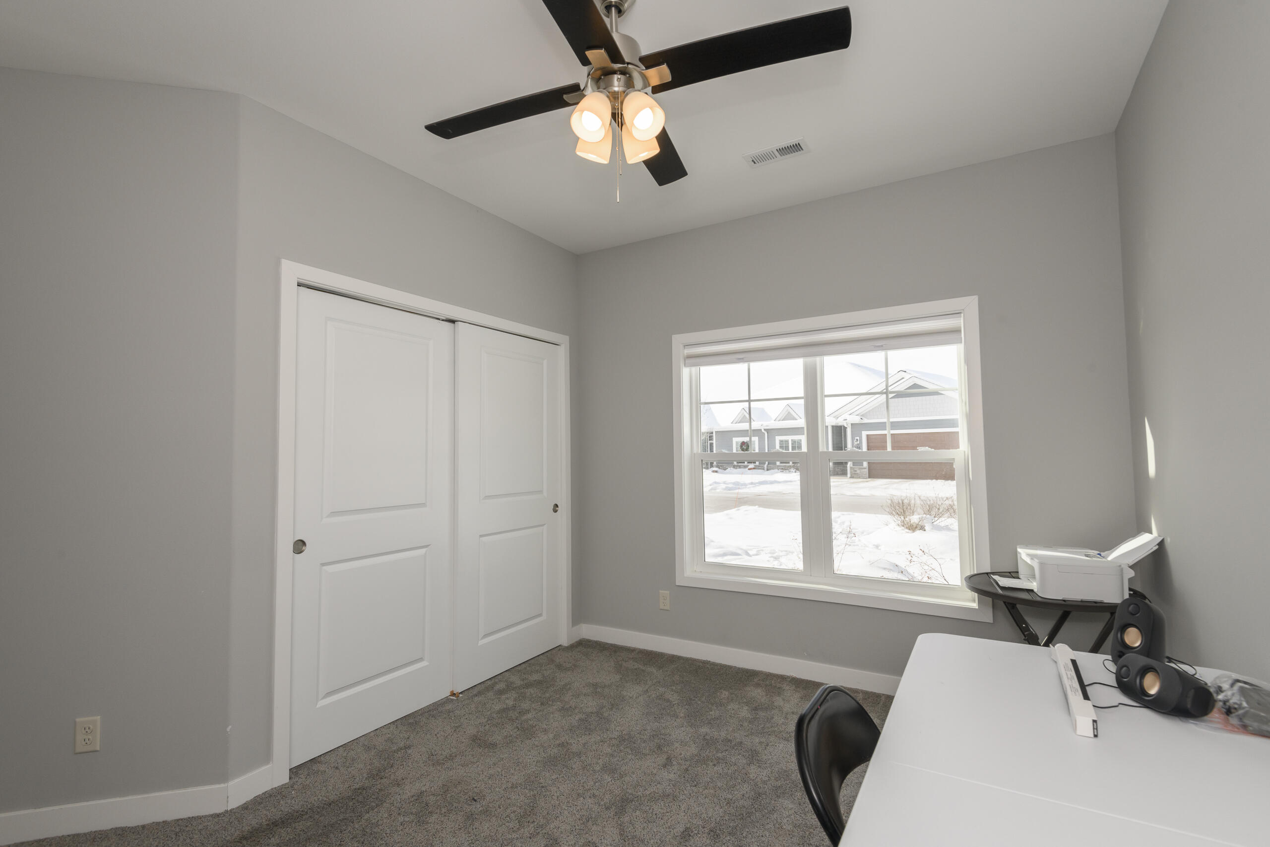 106 Phantom Lake Mukwonago, WI 53149 - Photo 39 of 50 106 Phantom Lake-48b