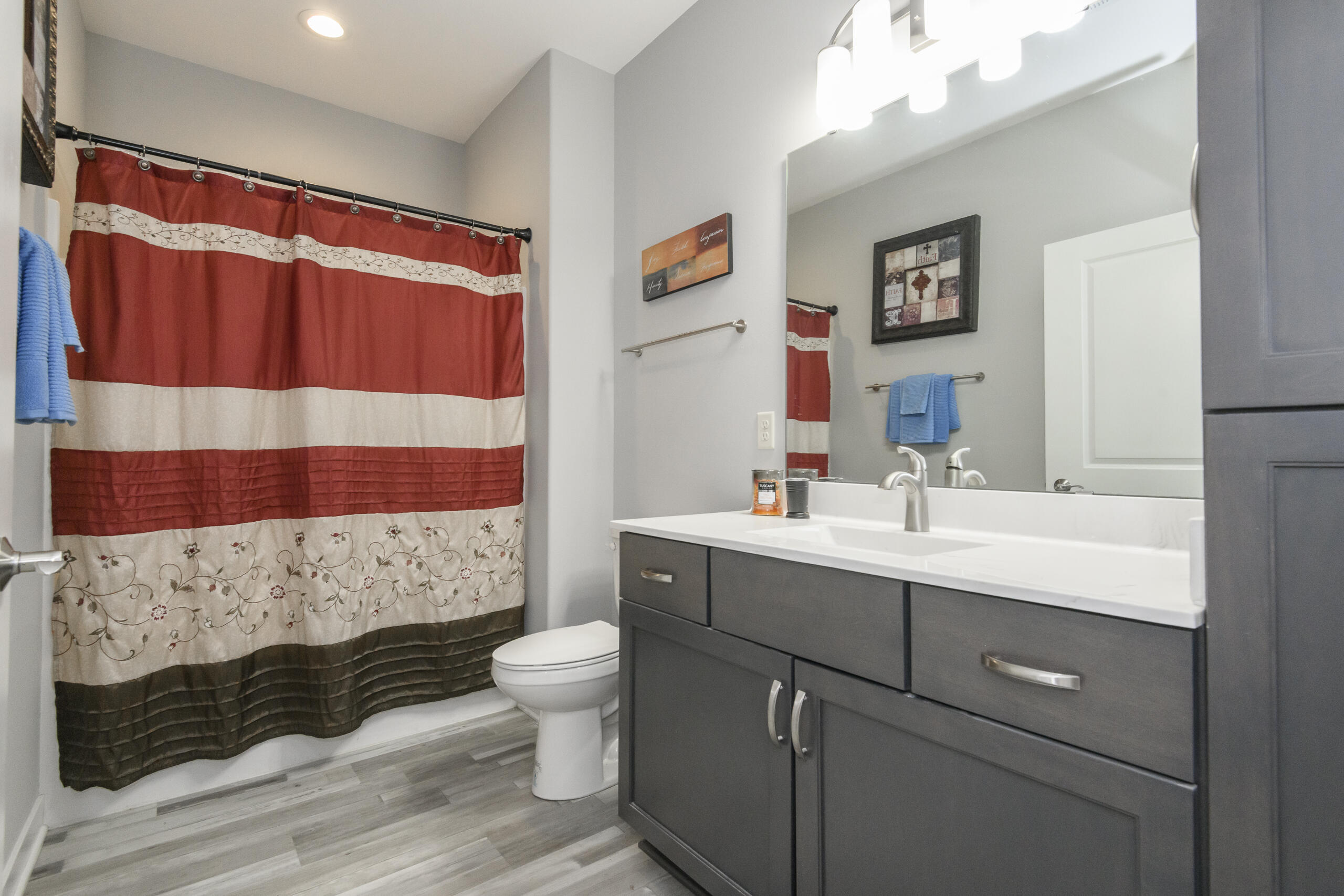 106 Phantom Lake Mukwonago, WI 53149 - Photo 41 of 50 106 Phantom Lake-48d