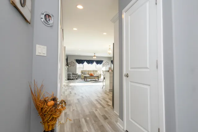 $469,900 | 106 Phantom Lake, Mukwonago, WI 53149