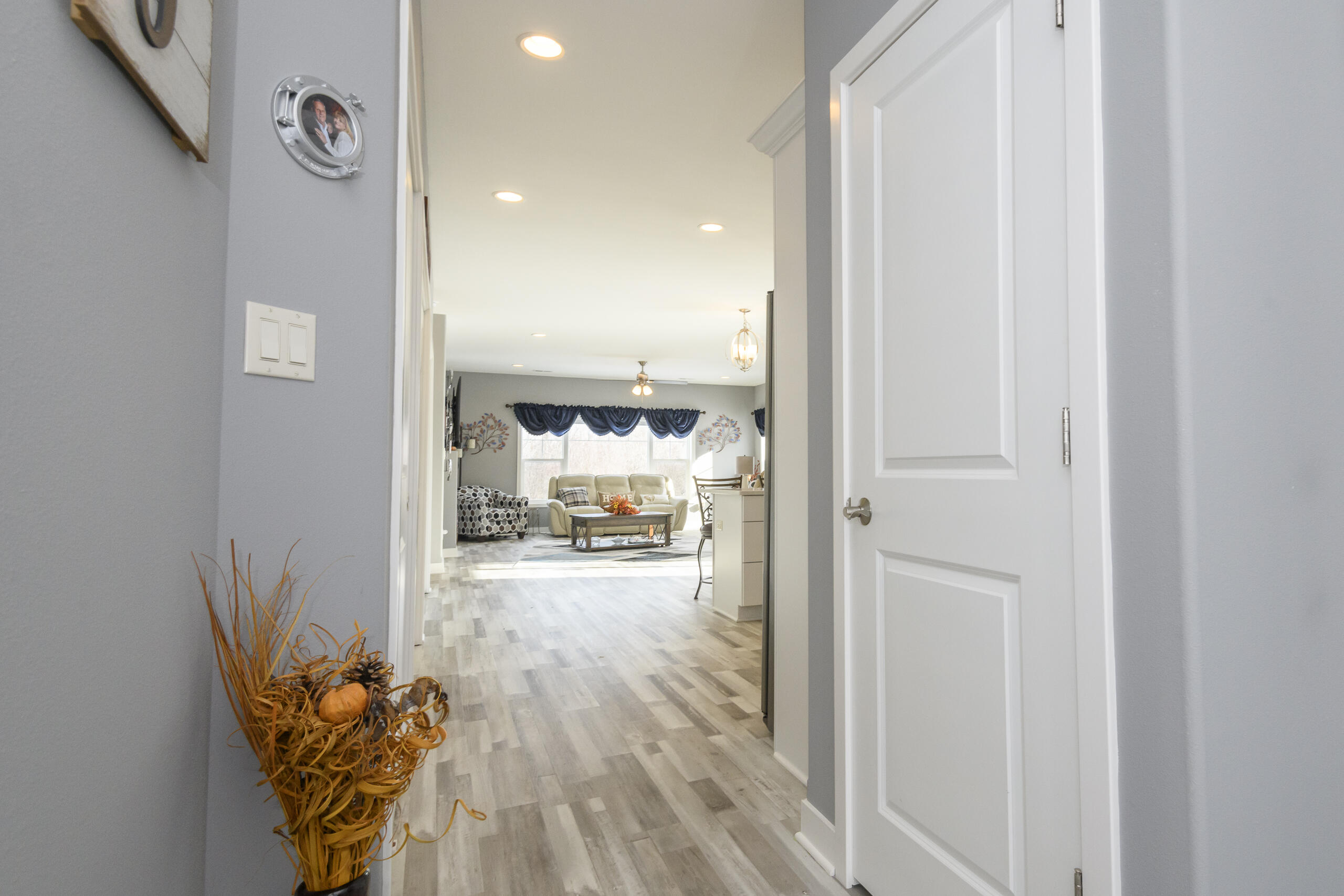 106 Phantom Lake Mukwonago, WI 53149 - Photo 6 of 50 106 Phantom Lake-16