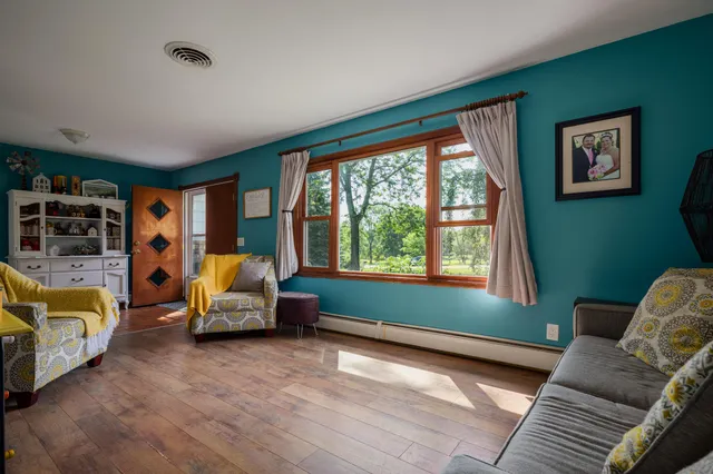 $549,900 | 21200 82nd Street, Bristol, WI 53104