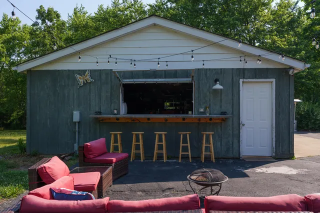 $549,900 | 21200 82nd Street, Bristol, WI 53104