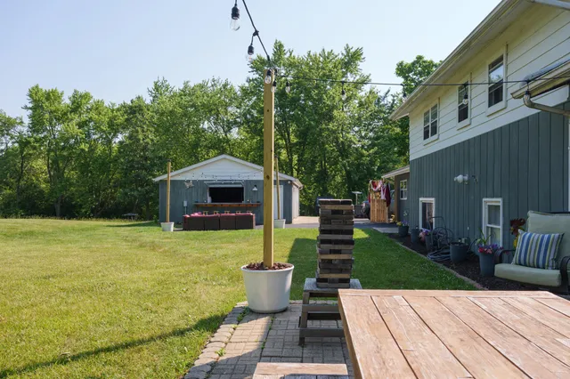 $549,900 | 21200 82nd Street, Bristol, WI 53104