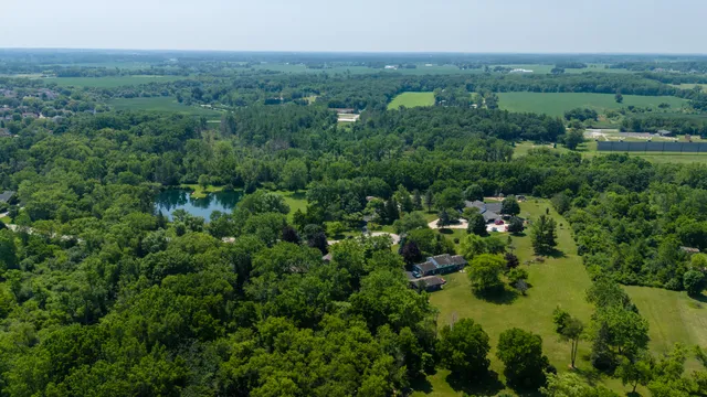 $549,900 | 21200 82nd Street, Bristol, WI 53104