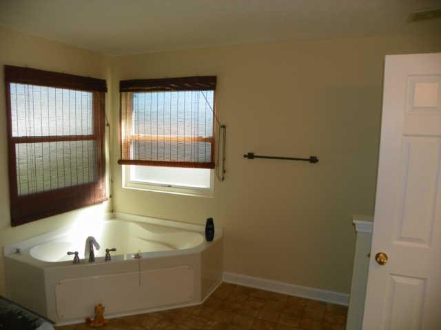 4012 Timber Ridge Court Mount Juliet, TN 37122 - Photo 5 of 14 Master Bath
