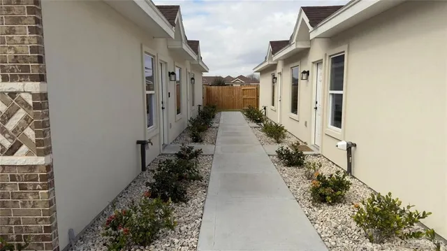 $975 | 3307 Aurora Lane, Unit D, Edinburg, TX 78542