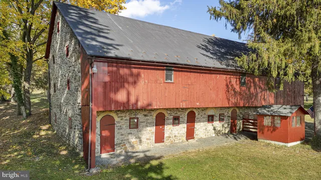 $750,000 | 1041 Reading Avenue, Boyertown, PA 19512