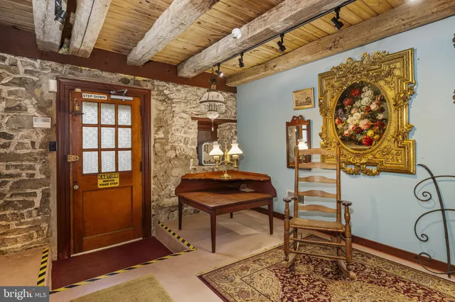 $750,000 | 1041 Reading Avenue, Boyertown, PA 19512