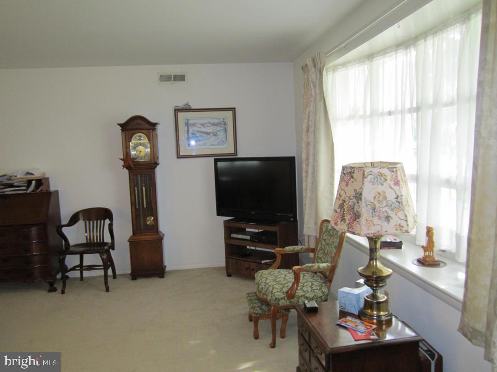 312 Balmer Road Lititz, PA 17543 - Photo 6 of 31