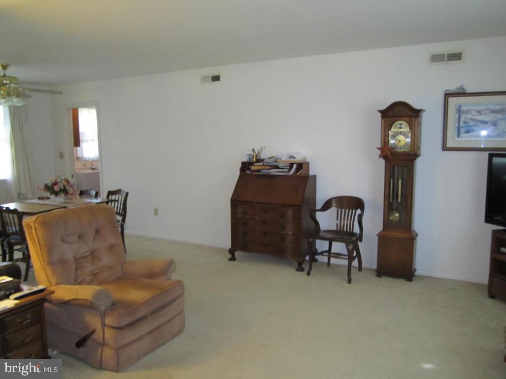 312 Balmer Road Lititz, PA 17543 - Photo 7 of 31