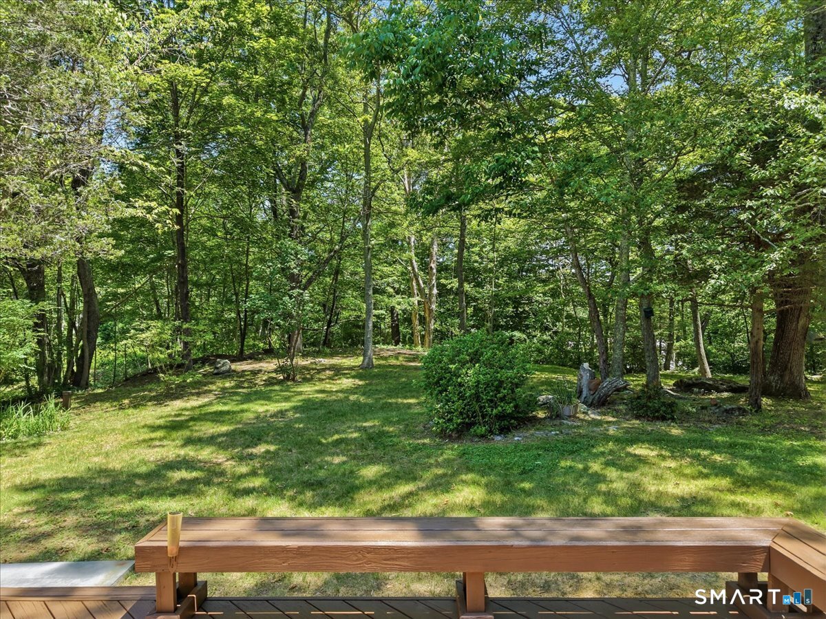 8 Roxbury Court East Lyme, CT 06357 - Photo 33 of 39