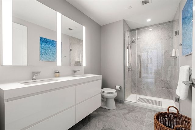 $2,449,000 | 135 Seaport Boulevard, Unit 1806, Boston, MA 02210