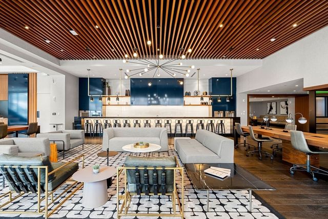 $2,449,000 | 135 Seaport Boulevard, Unit 1806, Boston, MA 02210