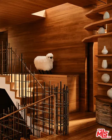 a picture of water heater room