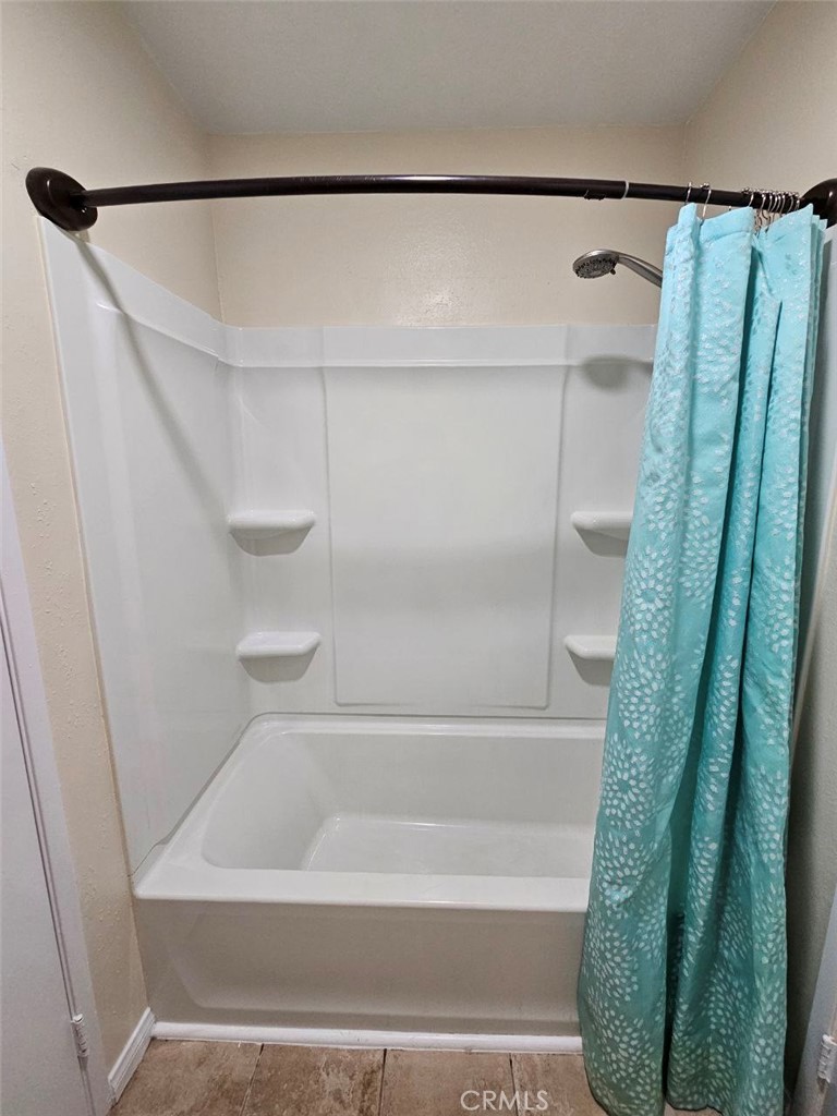 16625 Gridley Road, Unit 3 Cerritos, CA 90703 - Photo 13 of 23